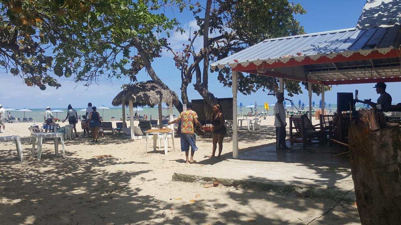 Apartamento Costa Azul En El Pueblito Puerto Plata Kültér fotó